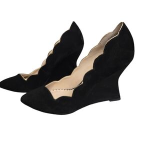 Violet & Red suede wedge shoes. Women's size 8.5 color black